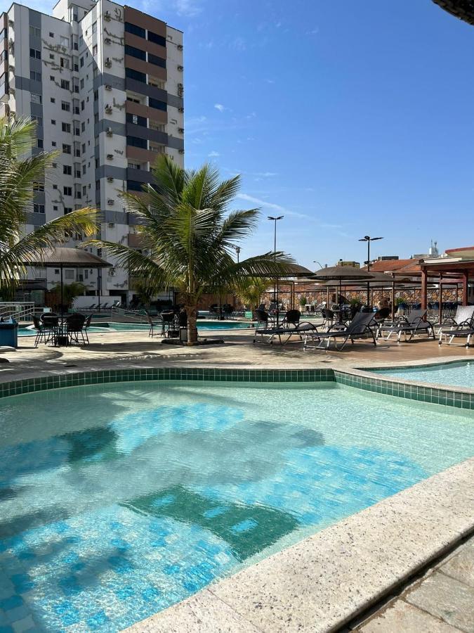 - Aquarius Apto Inteiro Caldas Novas